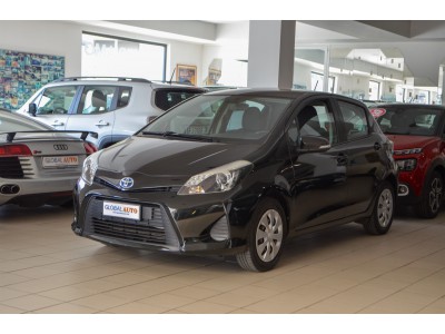 Toyota Yaris 1.5 Hybrid Style - NEOPATENTATI